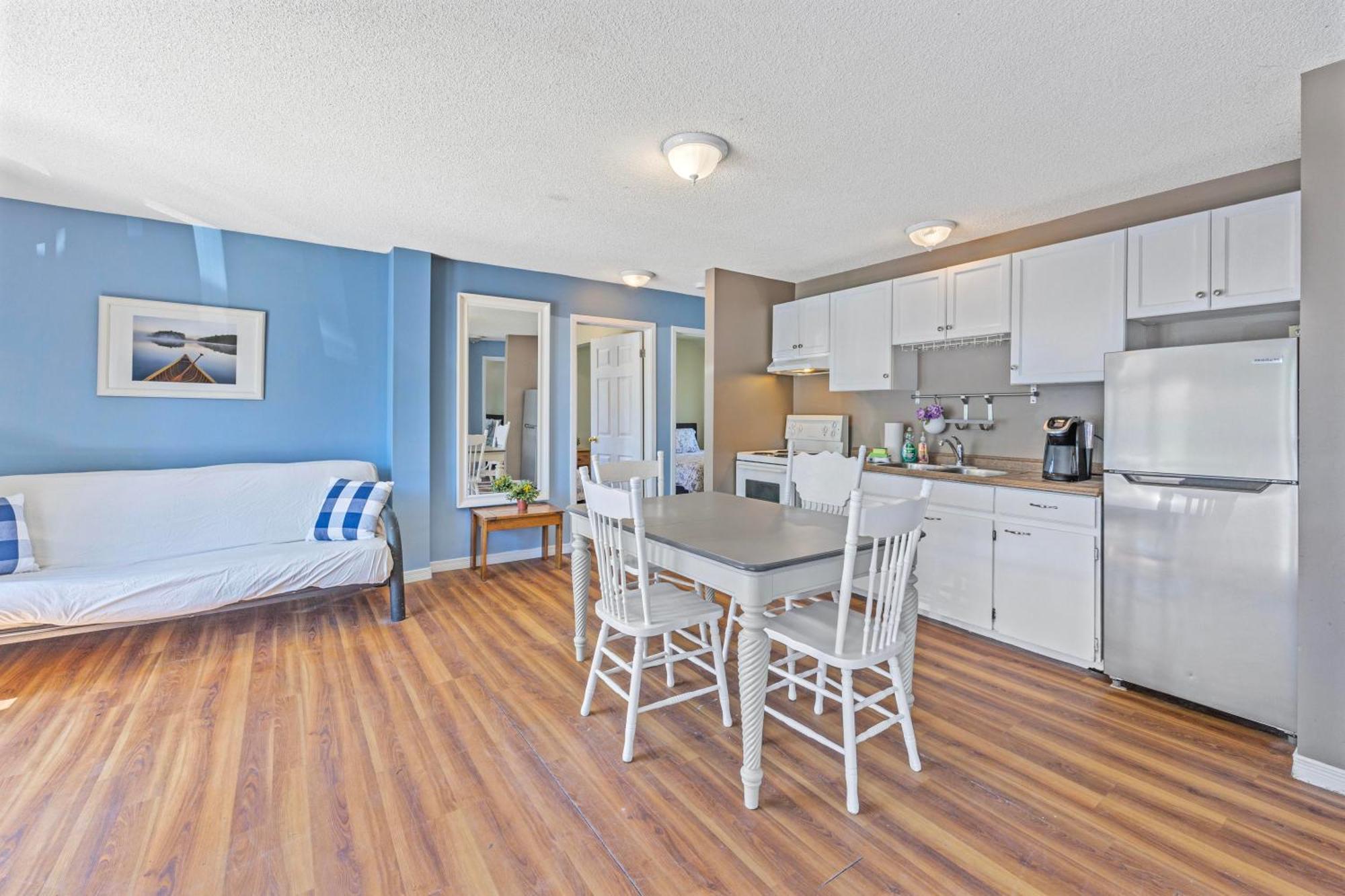 Riverfront Cottages Wasaga Beach Εξωτερικό φωτογραφία